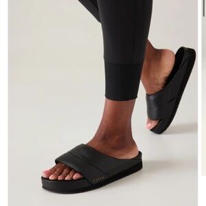 NWT Saysh Slide